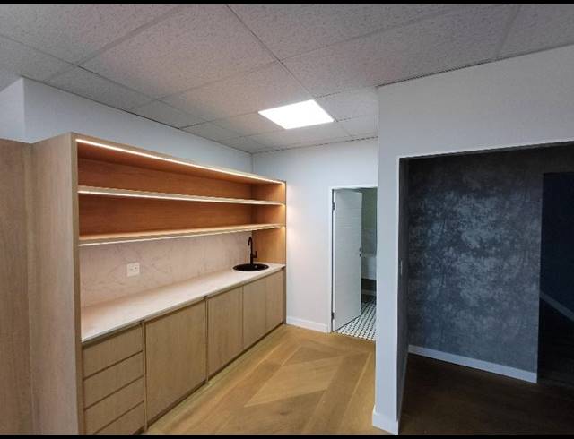 INDUSTRIAL FOR SALE IN KNOPPIESLAAGTE